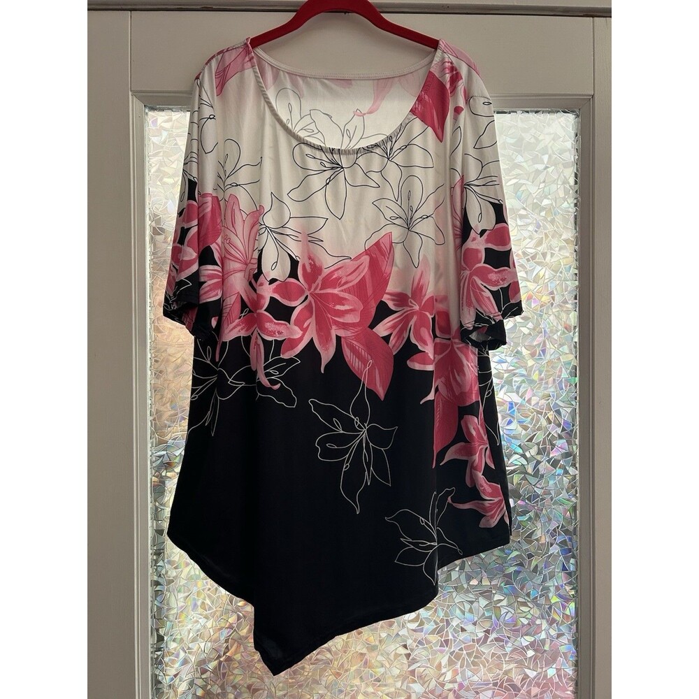 NextMIA Women's Top Black / White / Pink Floral • US Plus Size 2X